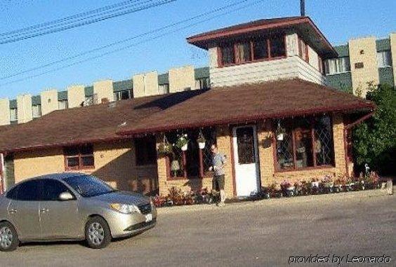 The Capri Motel Winnipeg Exterior foto